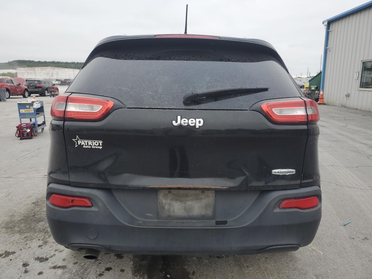 JEEP GRAND CHEROKEE LATITUDE