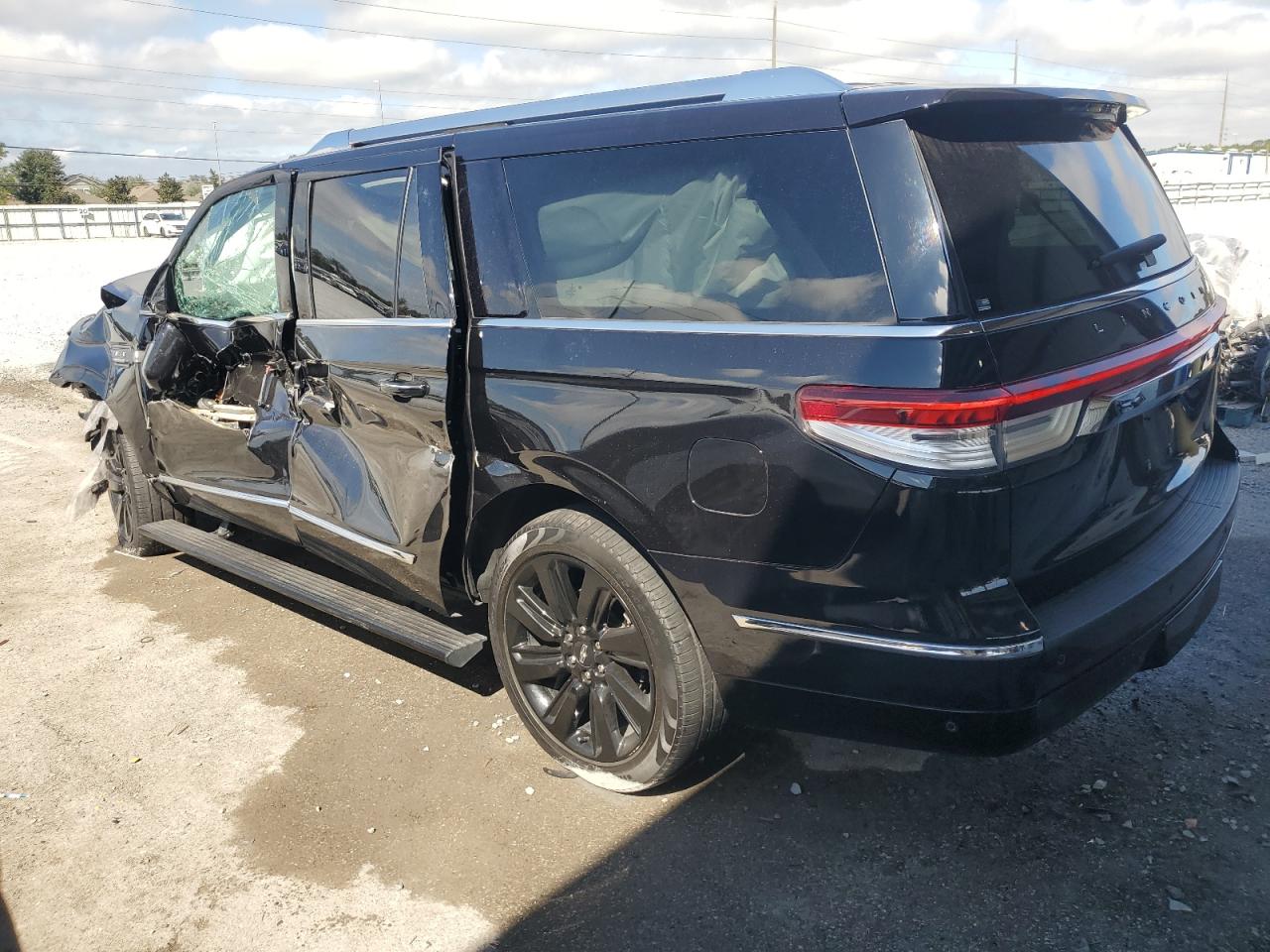LINCOLN NAVIGATOR L RESERVE