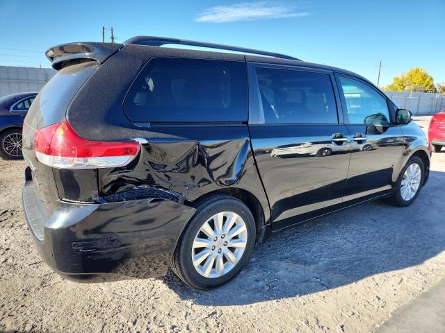 2013 TOYOTA SIENNA XLE - 5TDDK3DC3DS059421