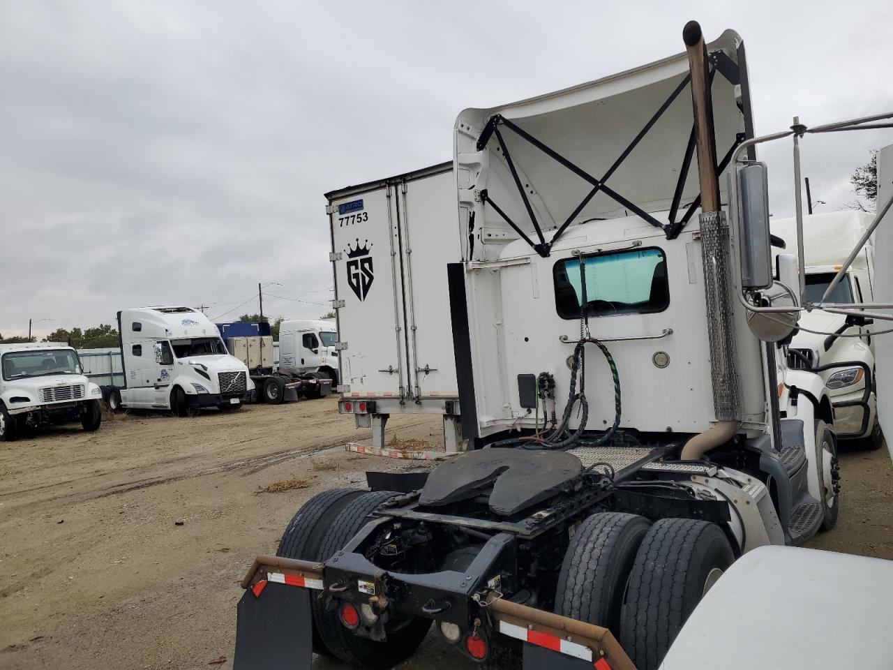 Lot #3278905064 2020 PETERBILT TRACTOR 579