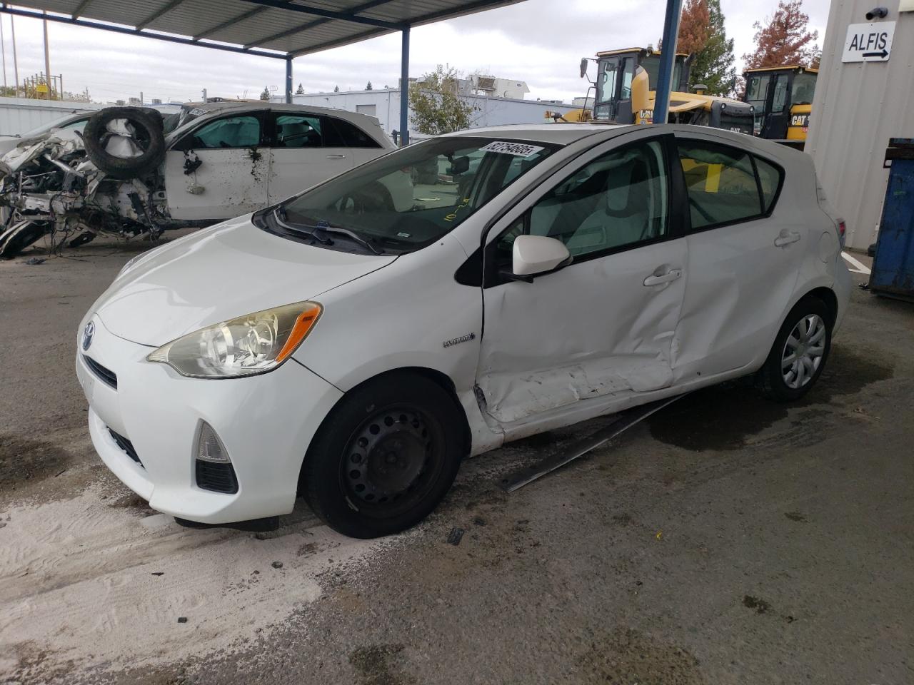TOYOTA PRIUS C
