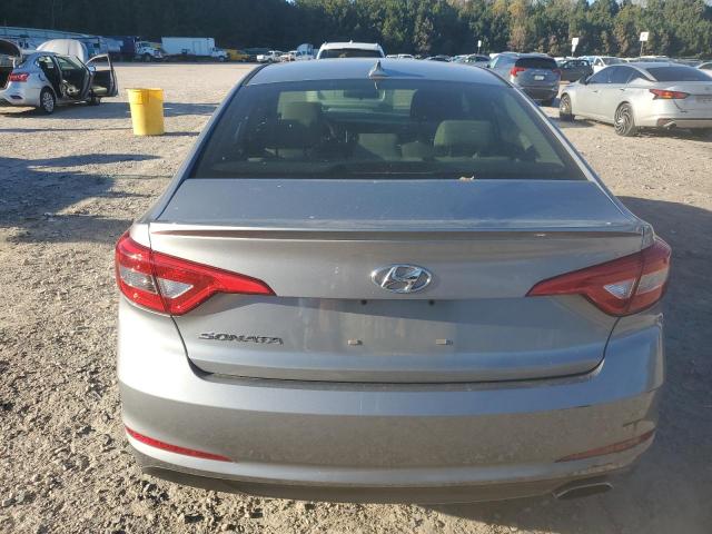 2015 HYUNDAI SONATA SE 5NPE24AF8FH008529