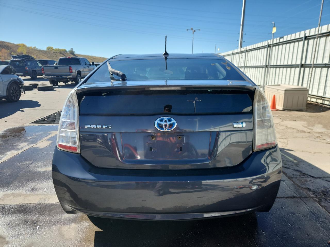 TOYOTA PRIUS