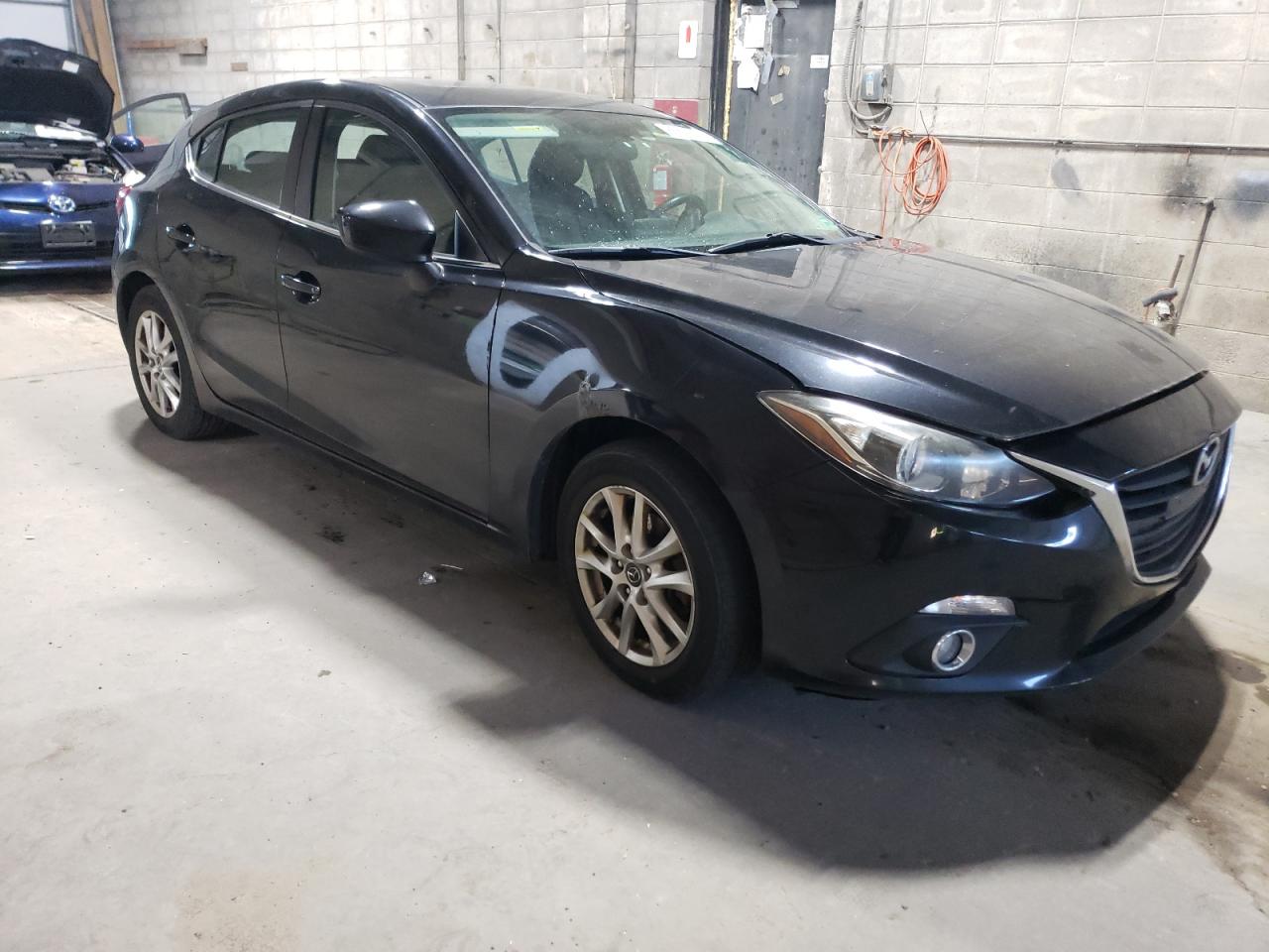 MAZDA 3 GRAND TOURING