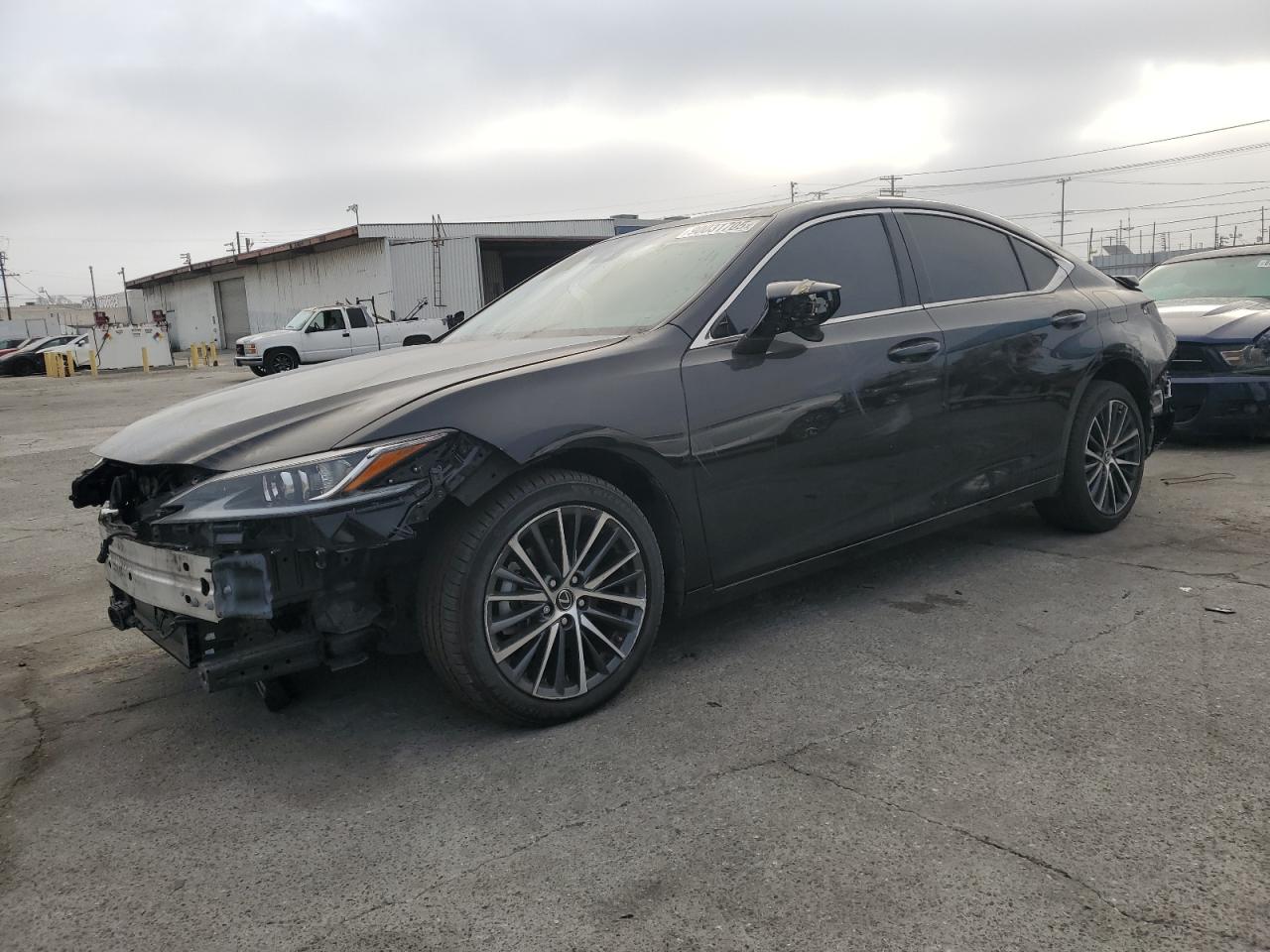 LEXUS ES 300H BASE