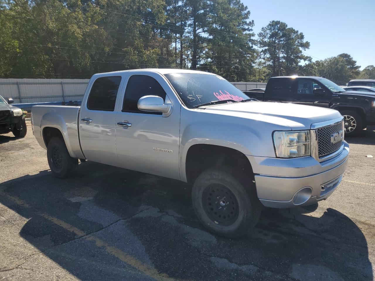 GMC SIERRA K1500 SLT