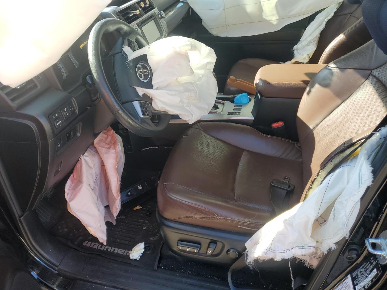 TOYOTA 4RUNNER SR5/SR5 PREMIUM