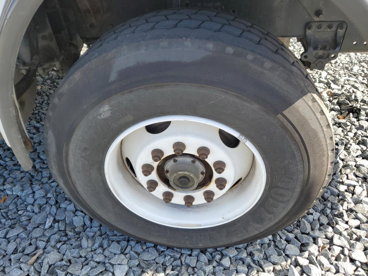 Lot #3279588281 2006 STERLING LT9500