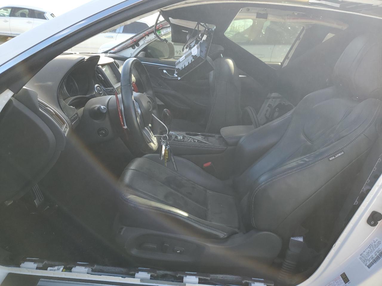 INFINITI Q60 RED SPORT 400