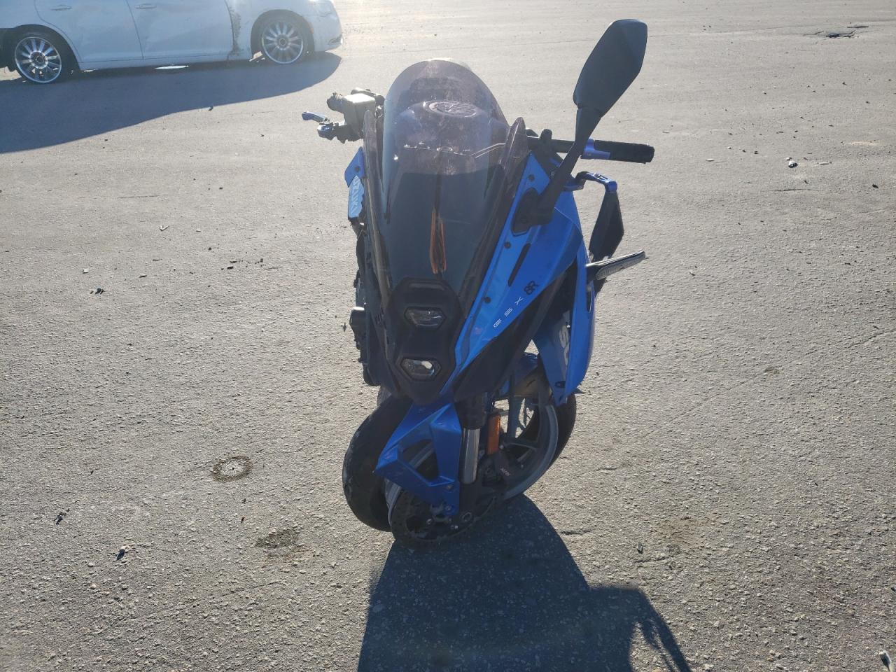 Lot #3296250516 2024 SUZUKI GSX800 F