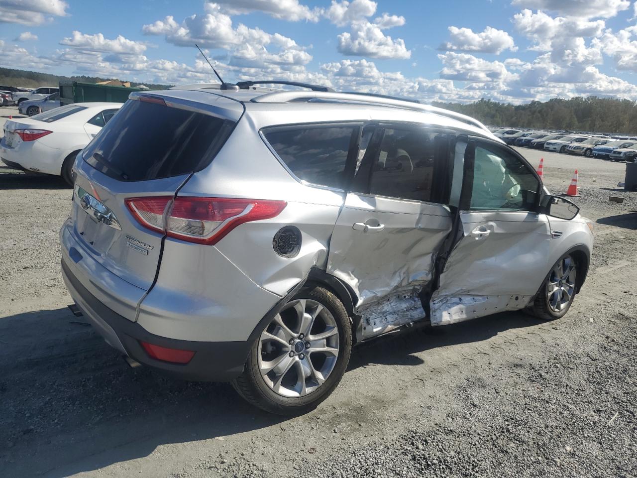 FORD ESCAPE TITANIUM