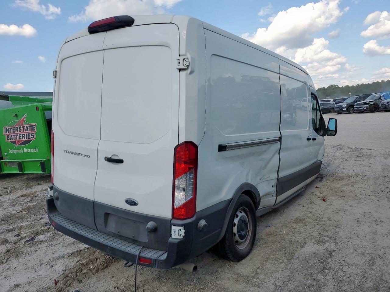 FORD TRANSIT T-250
