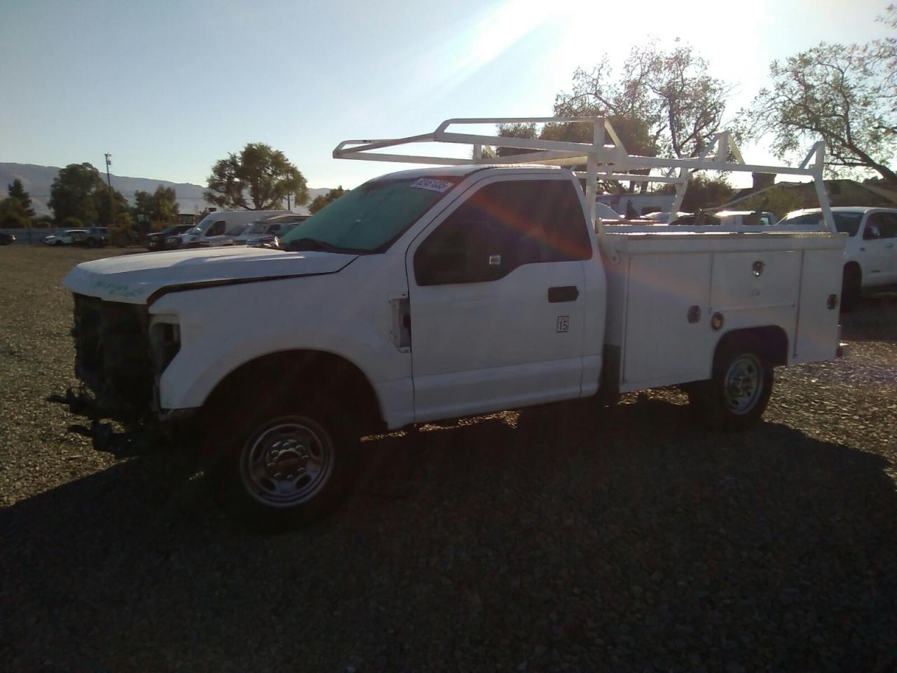 FORD F-250 SUPER DUTY