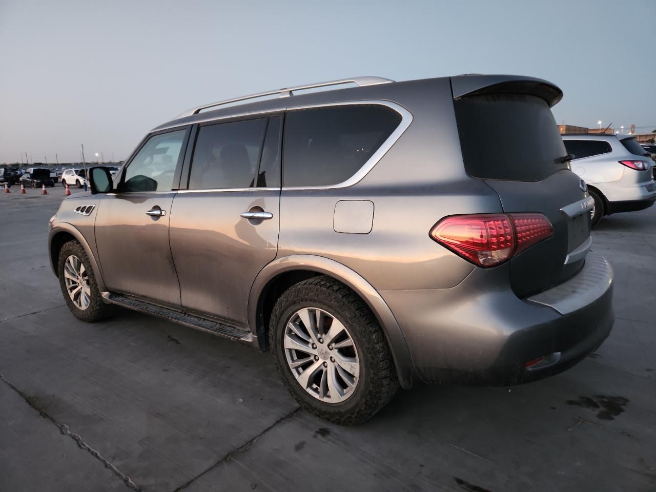 INFINITI QX80