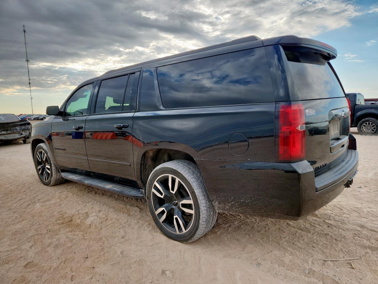 CHEVROLET SUBURBAN K1500 PREMIER