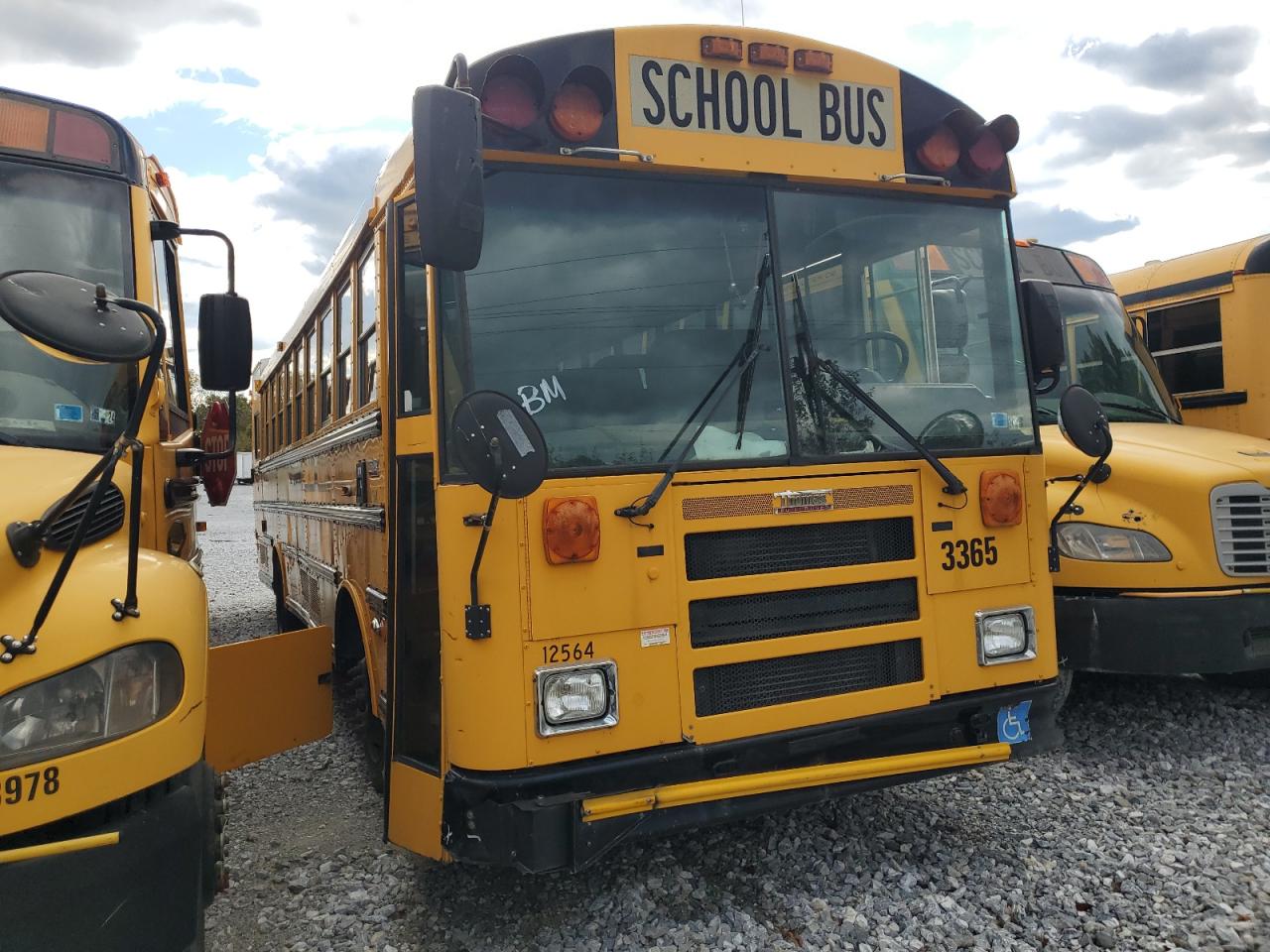 Lot #3273801355 2010 THOMAS SCHOOL BUS