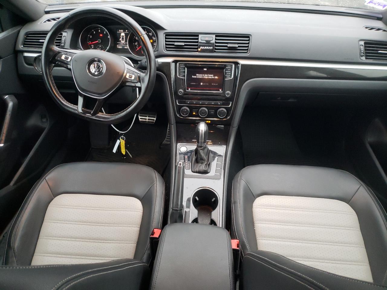 VOLKSWAGEN PASSAT GT