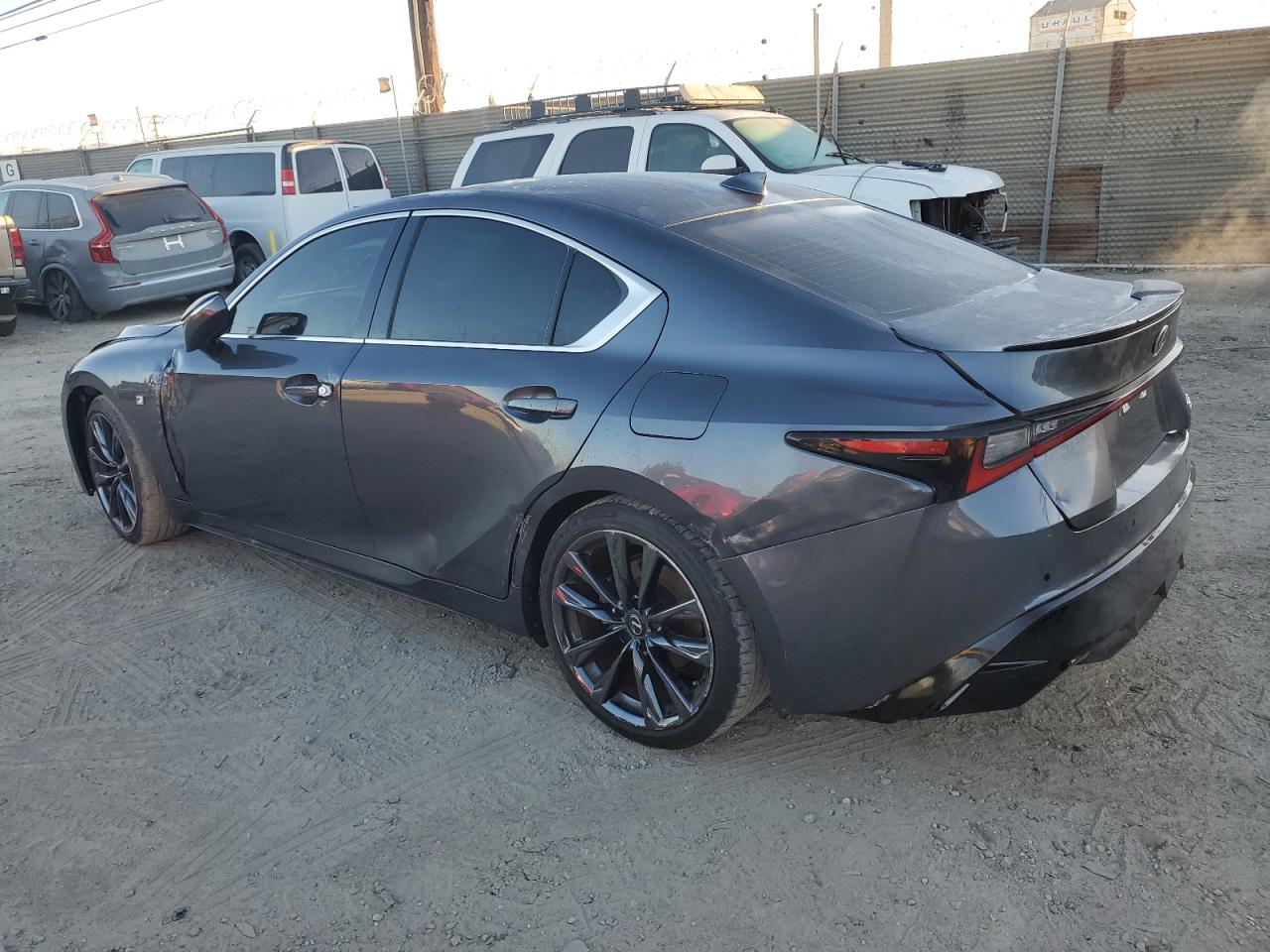 LEXUS IS 350 F SPORT DESIGN