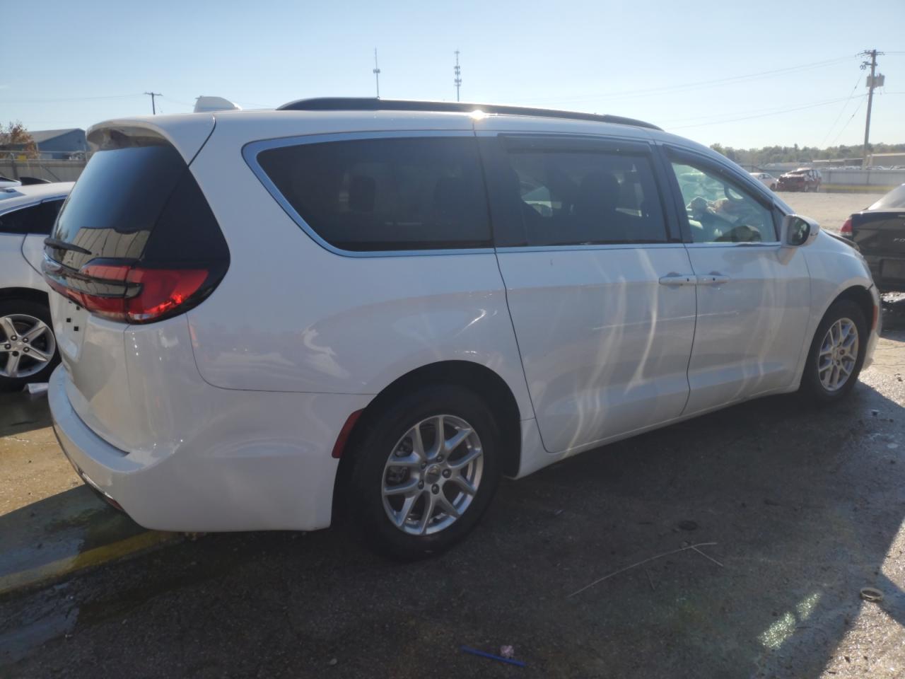 CHRYSLER PACIFICA TOURING L
