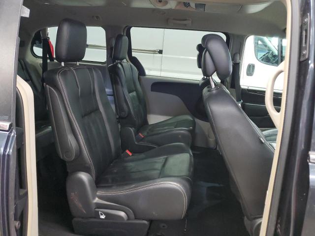 2014 CHRYSLER TOWN & COU - 2C4RC1BG9ER138387