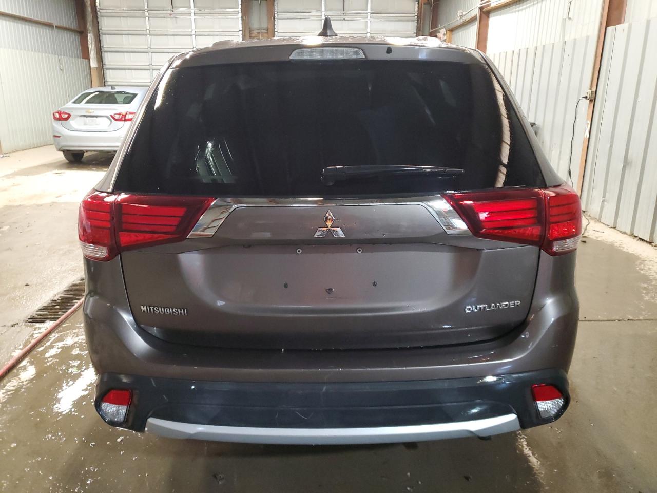 MITSUBISHI OUTLANDER ES