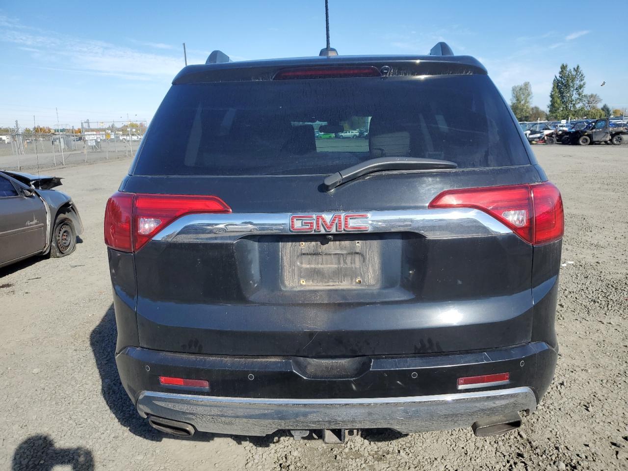 GMC ACADIA DENALI