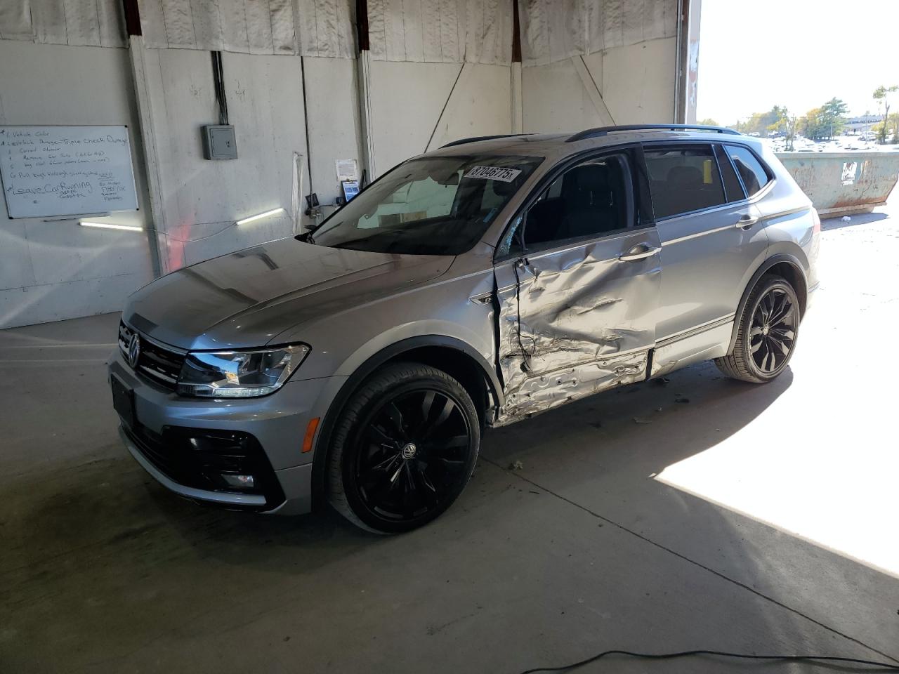VOLKSWAGEN TIGUAN SE