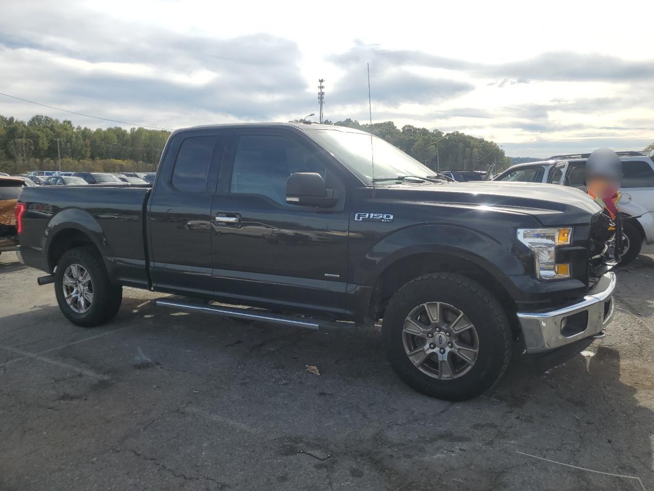 FORD F-150 SUPER CAB