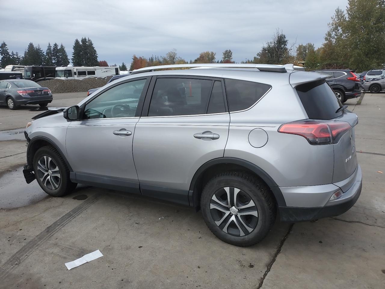 TOYOTA RAV4 LE