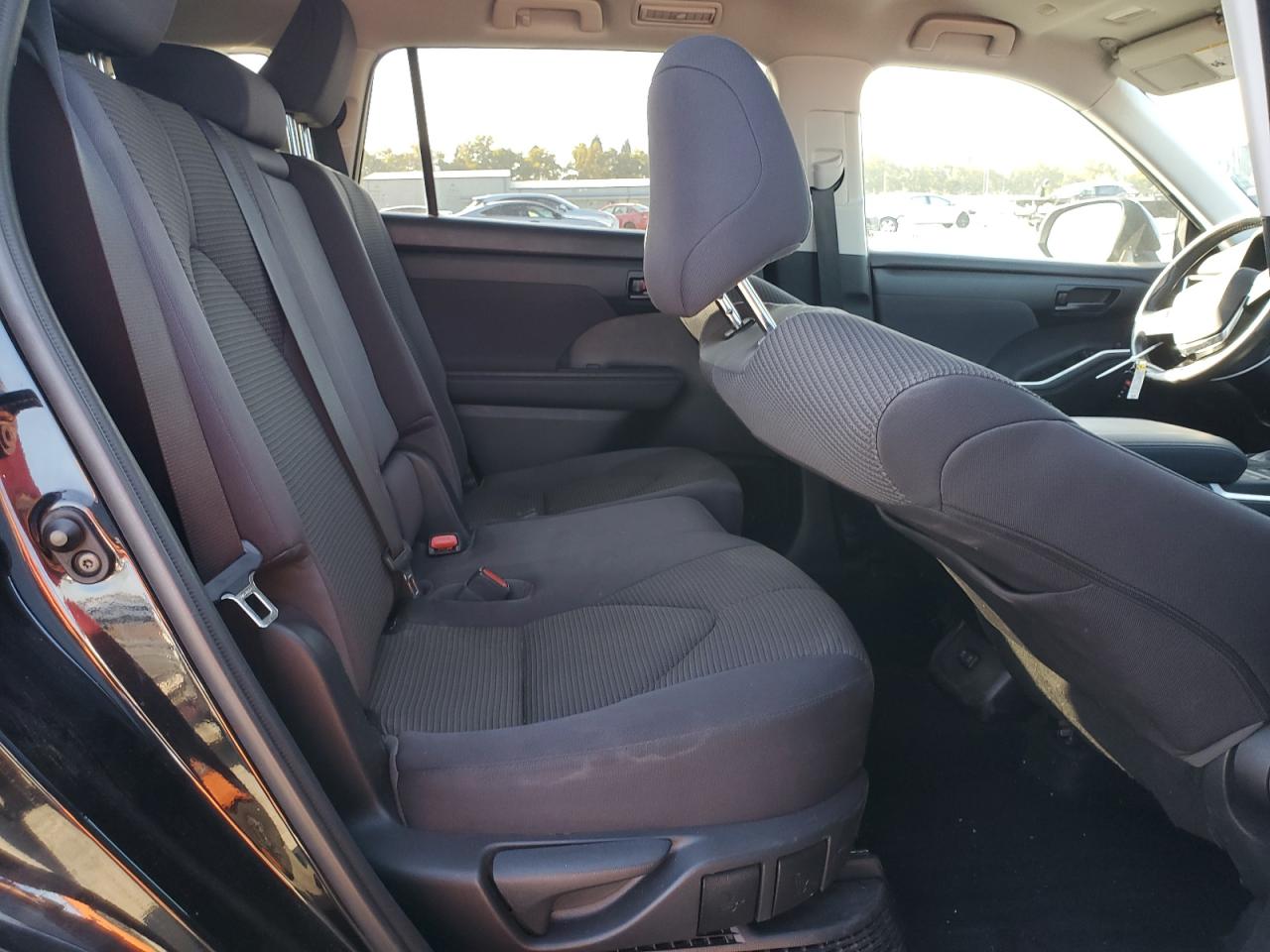 Lot #3302879888 2021 TOYOTA HIGHLANDER