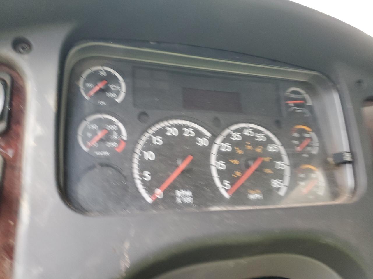 Lot #3290283215 2017 FREIGHTLINER M2 106 MED