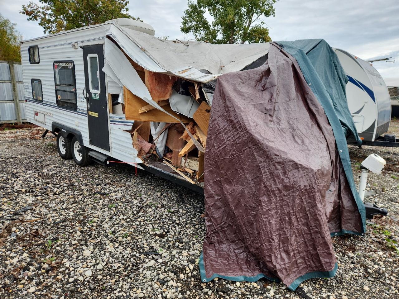 Lot #3264681909 2001 JAYC TTRL