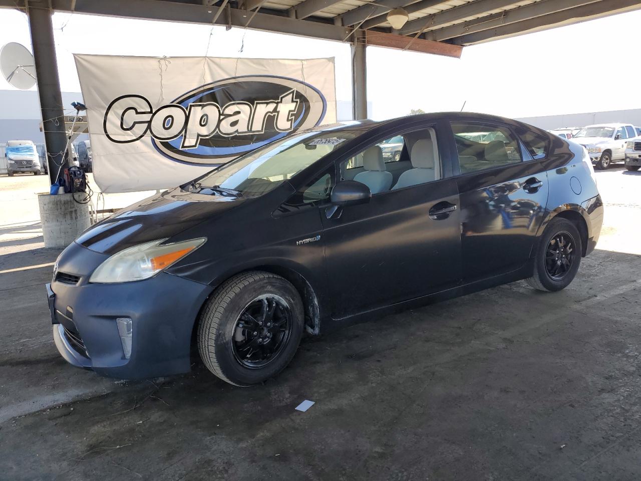 TOYOTA PRIUS