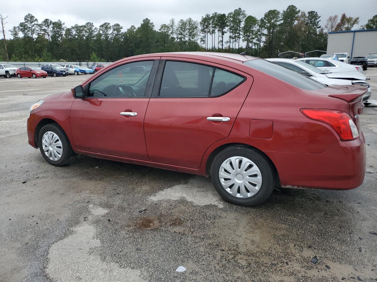 NISSAN VERSA S