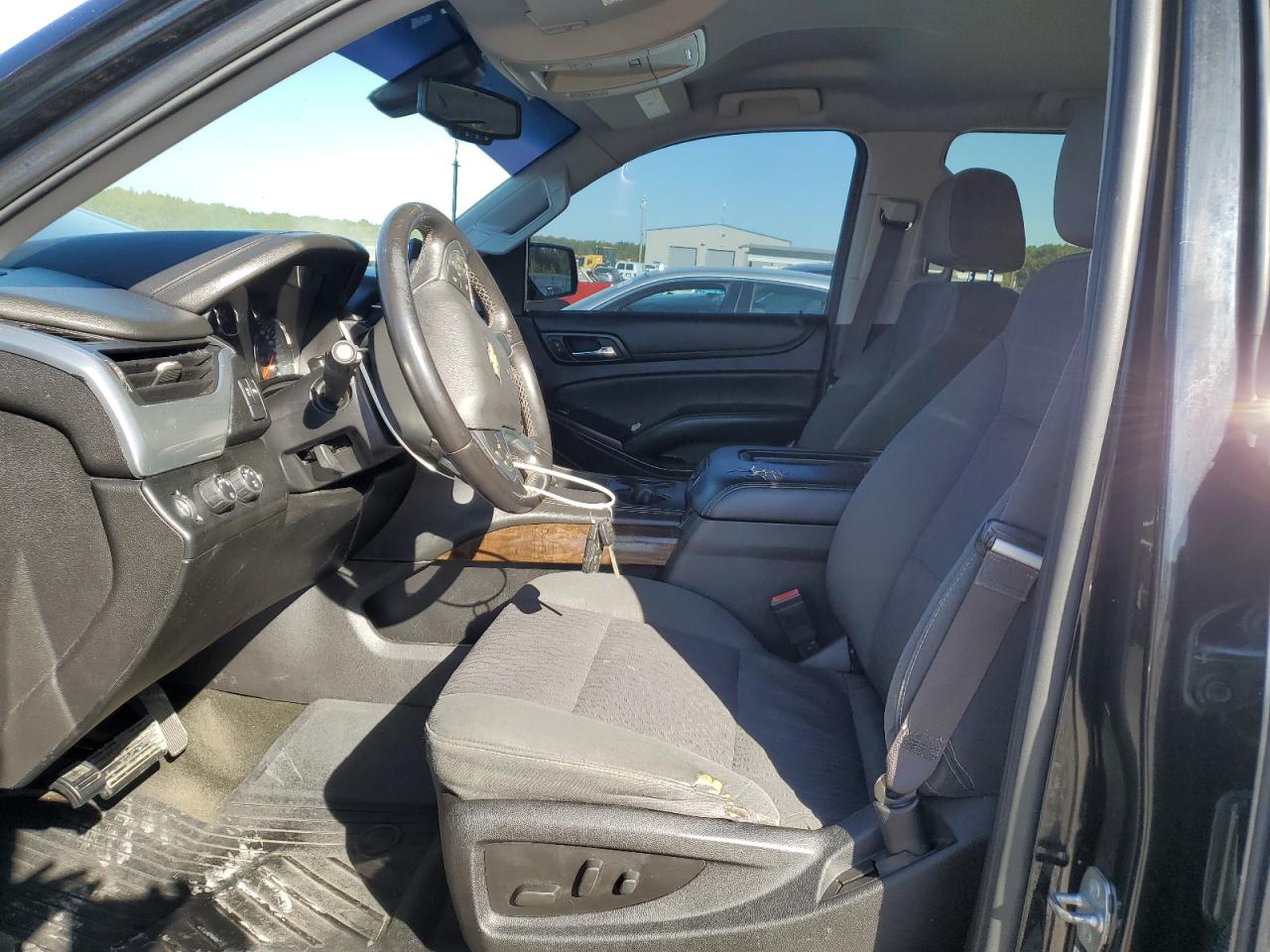 CHEVROLET TAHOE K1500 LS