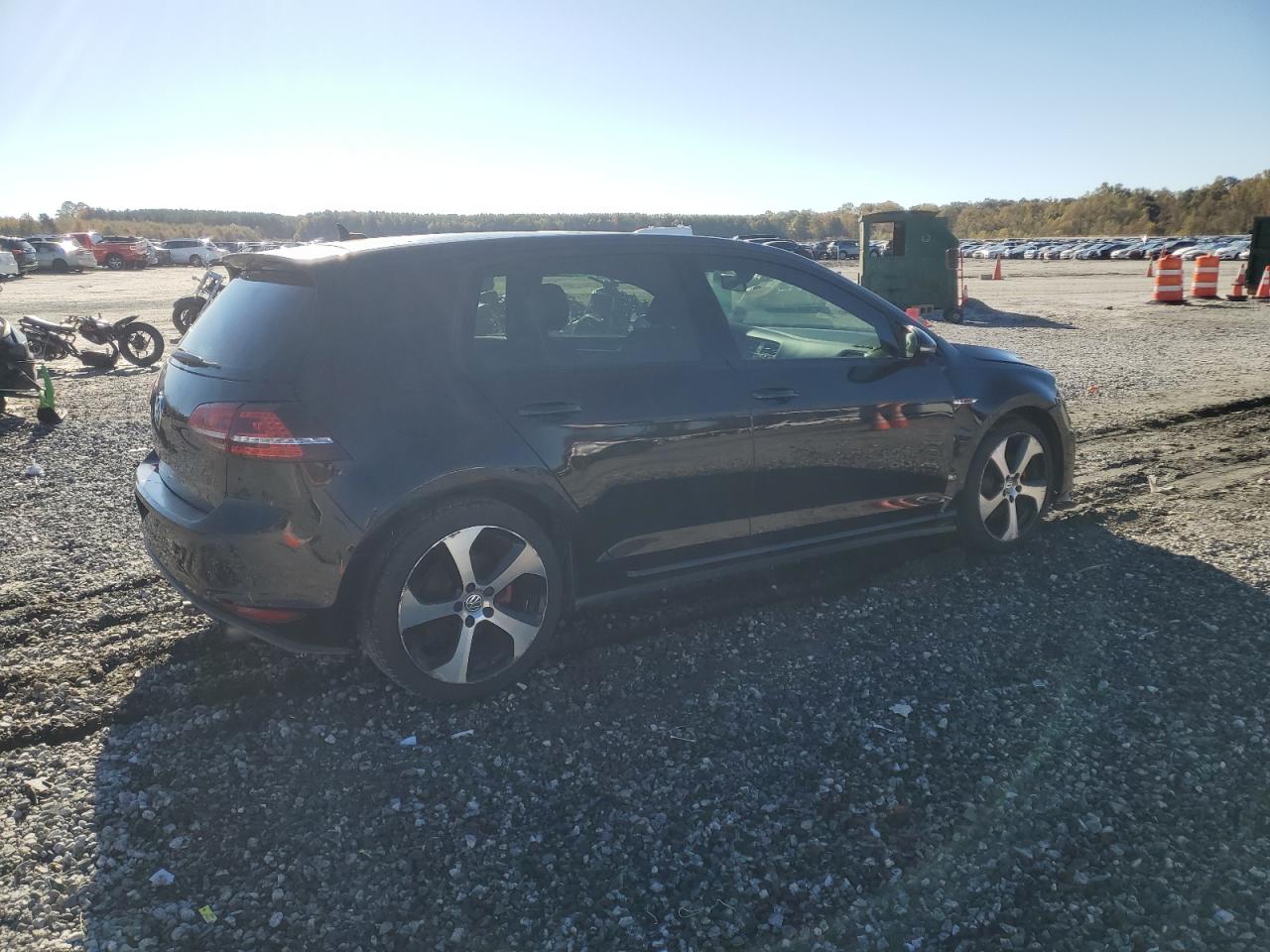 VOLKSWAGEN GOLF GTI