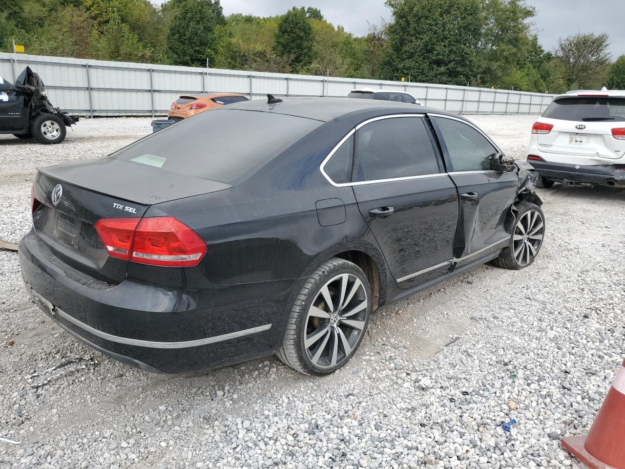 VOLKSWAGEN PASSAT SEL