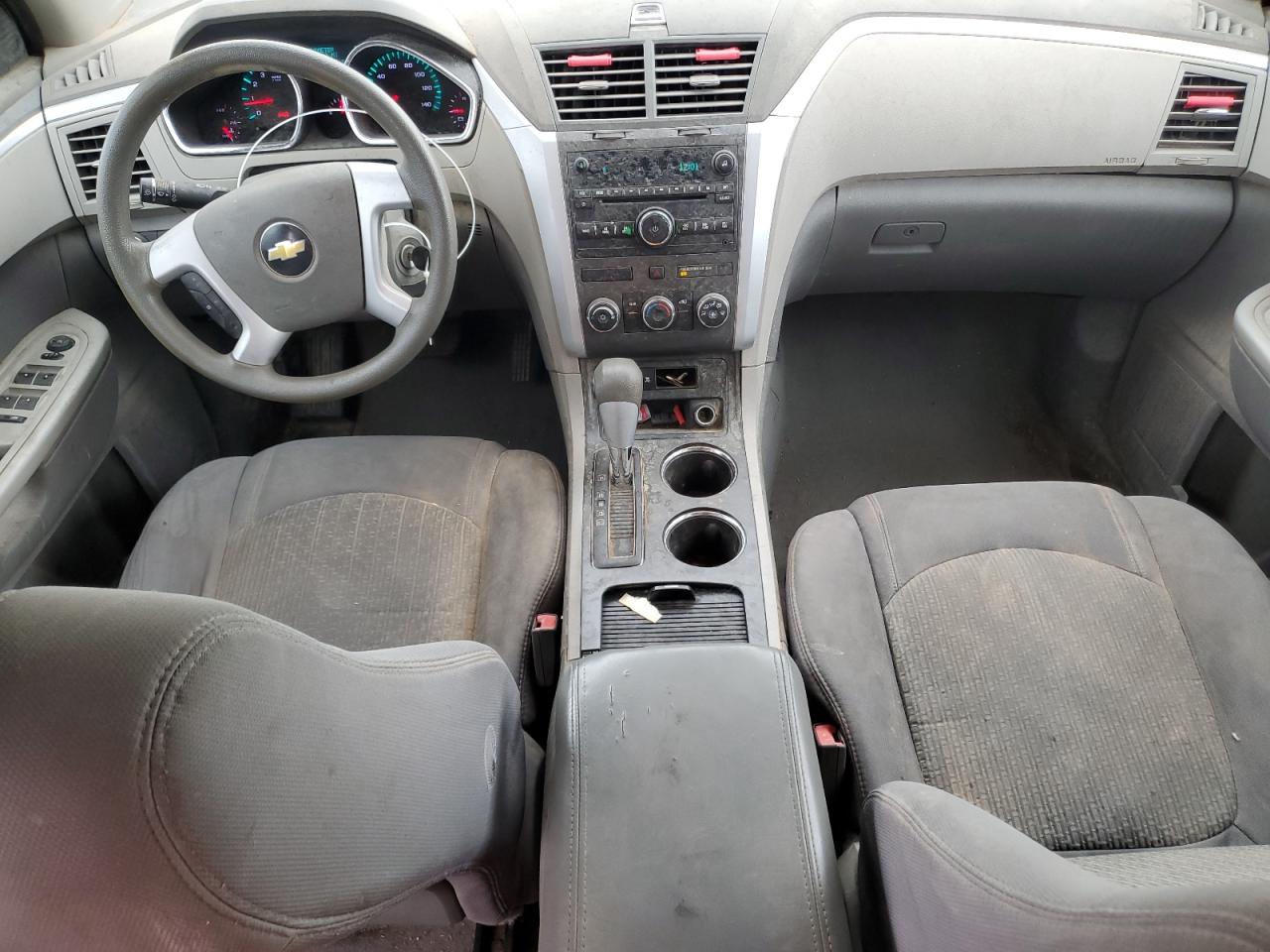 CHEVROLET TRAVERSE LS