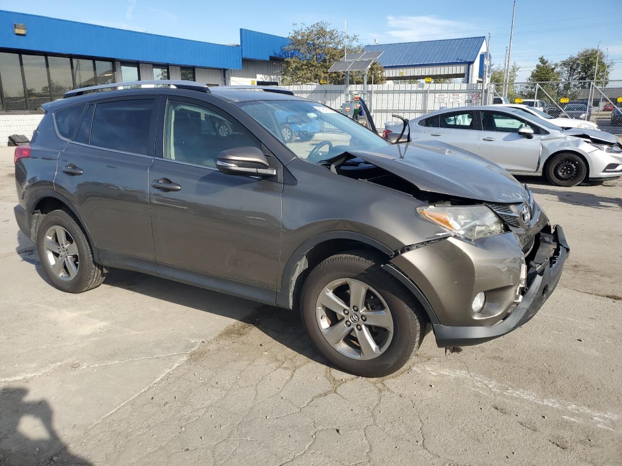 TOYOTA RAV4 XLE