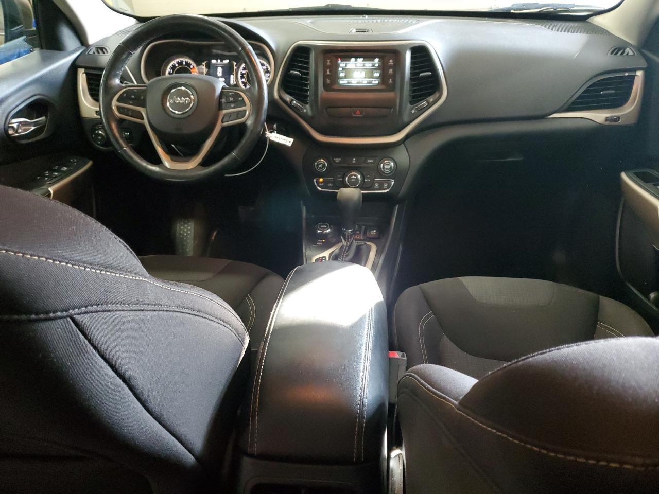 JEEP GRAND CHEROKEE LATITUDE