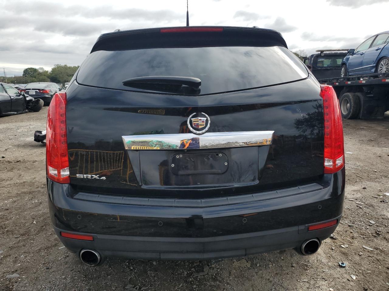 CADILLAC SRX LUXURY COLLECTION