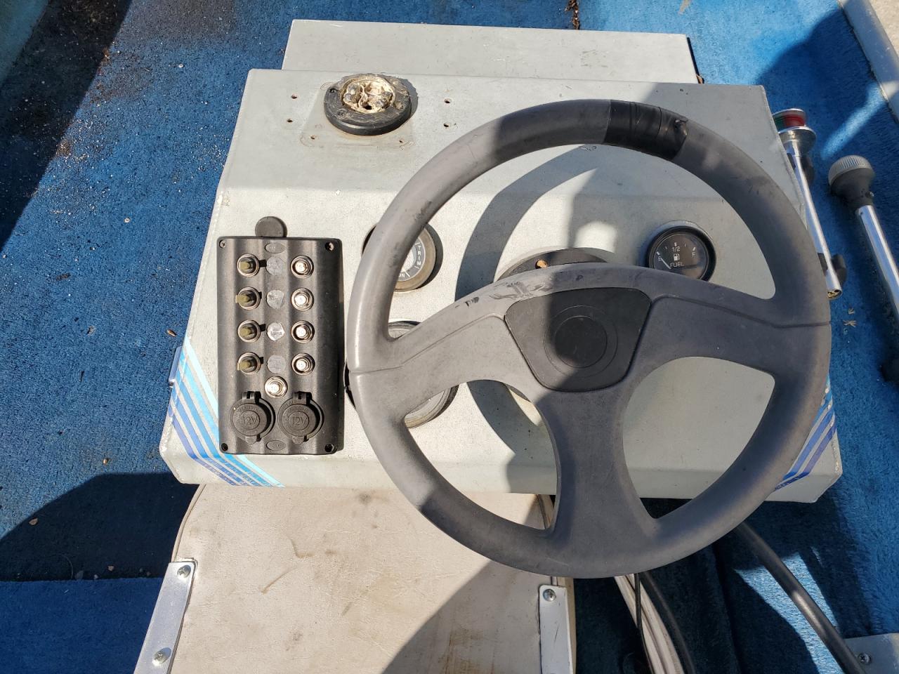 Lot #3287709008 1984 ALUMACRAFT BOAT