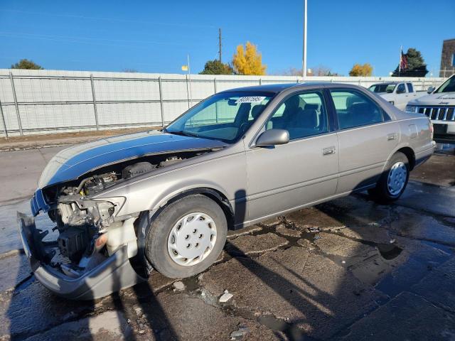 Global Auto Auctions: 1998 TOYOTA CAMRY CE