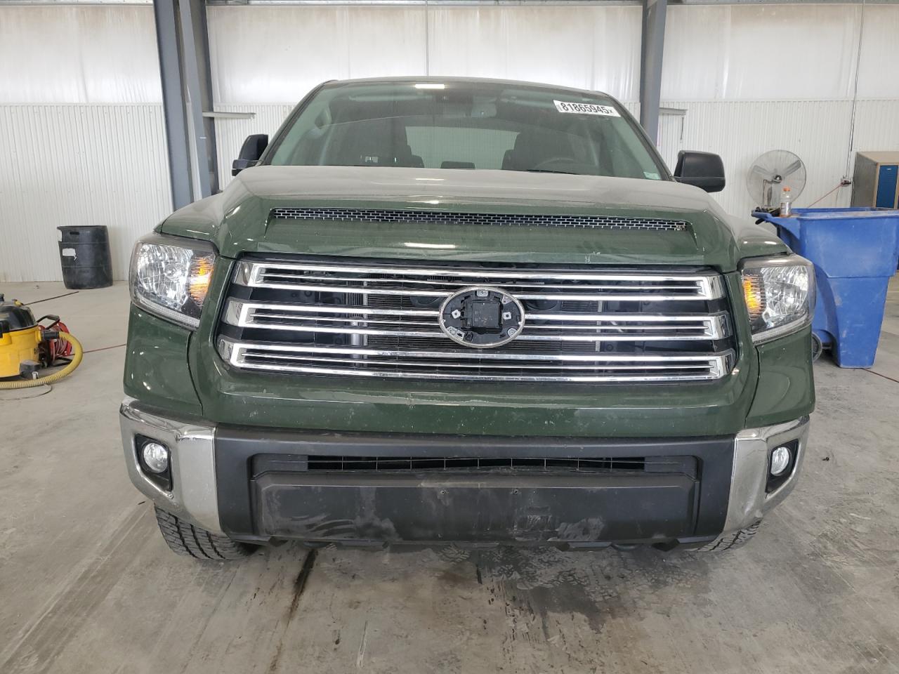 TOYOTA TUNDRA CREWMAX SR5