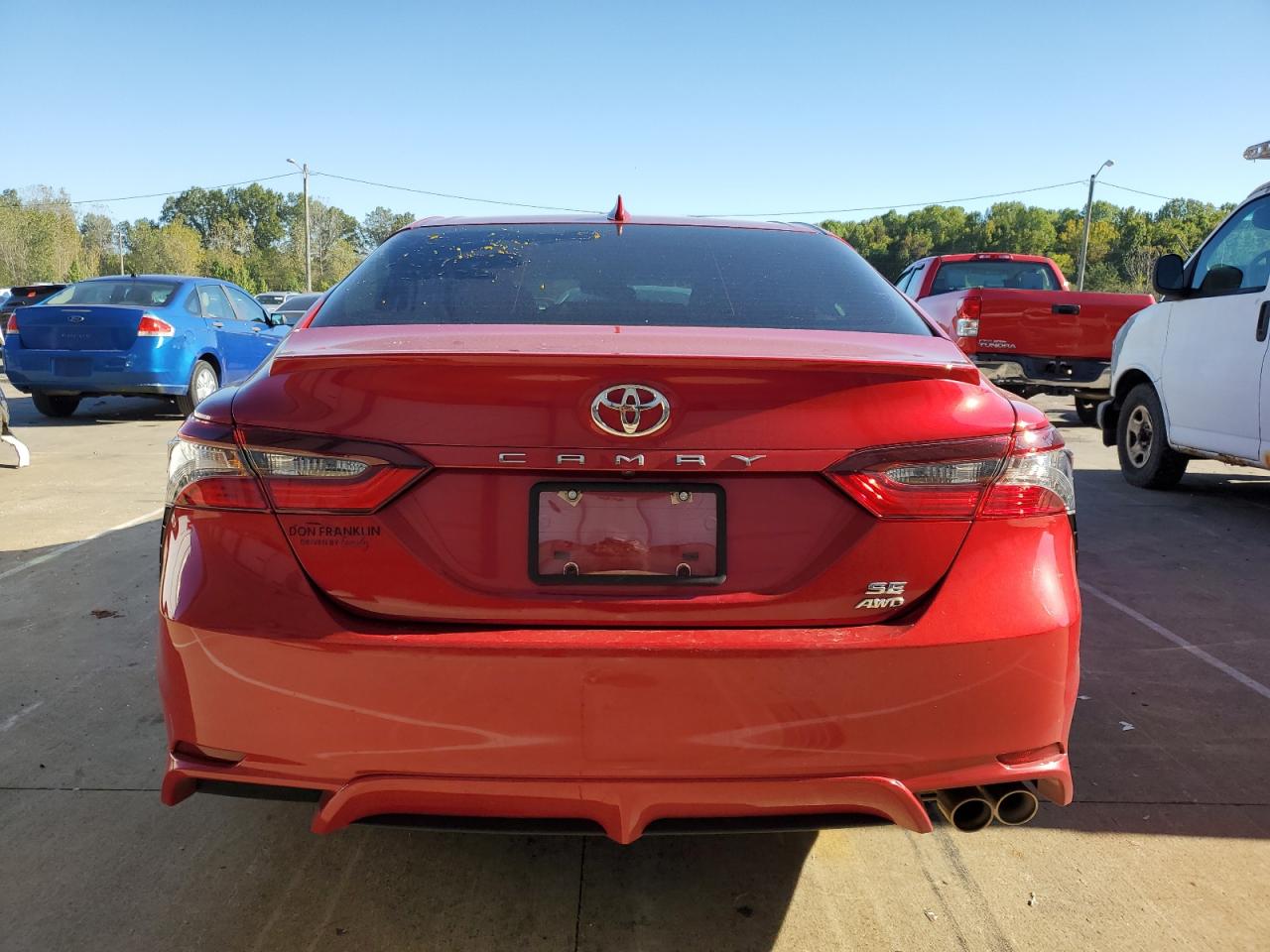 TOYOTA CAMRY SE NIGHT SHADE