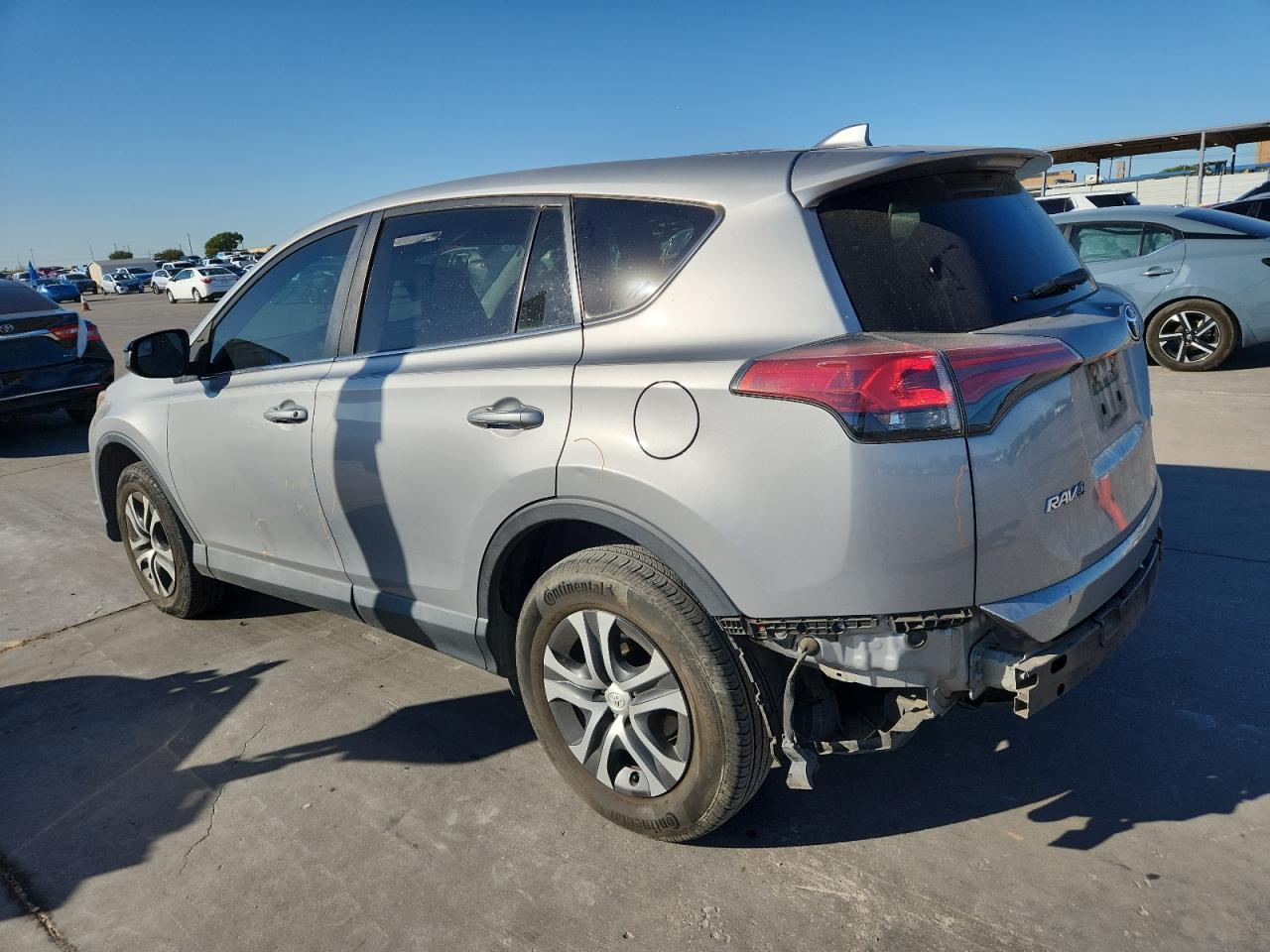 TOYOTA RAV4 LE