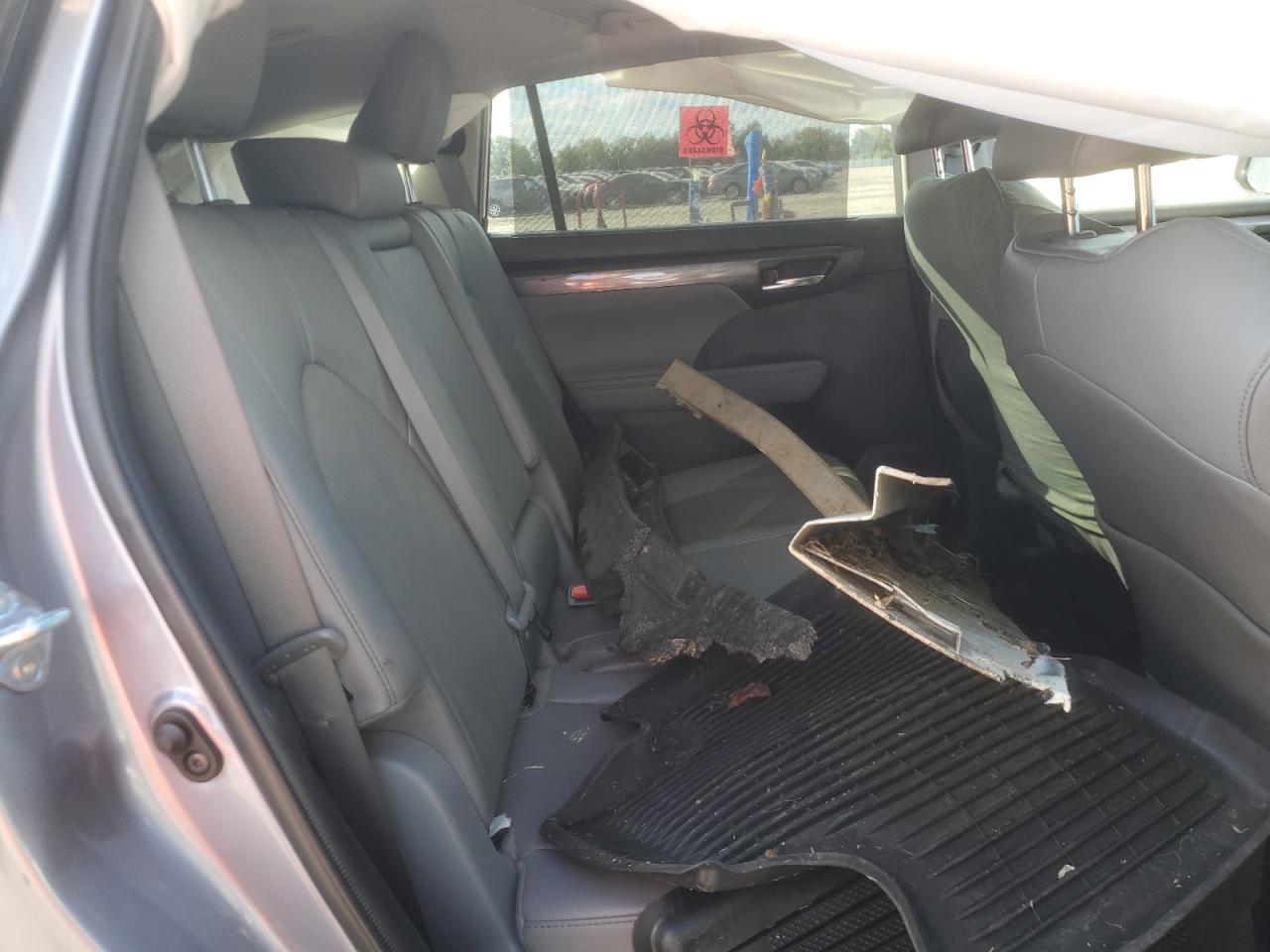 TOYOTA HIGHLANDER LIMITED