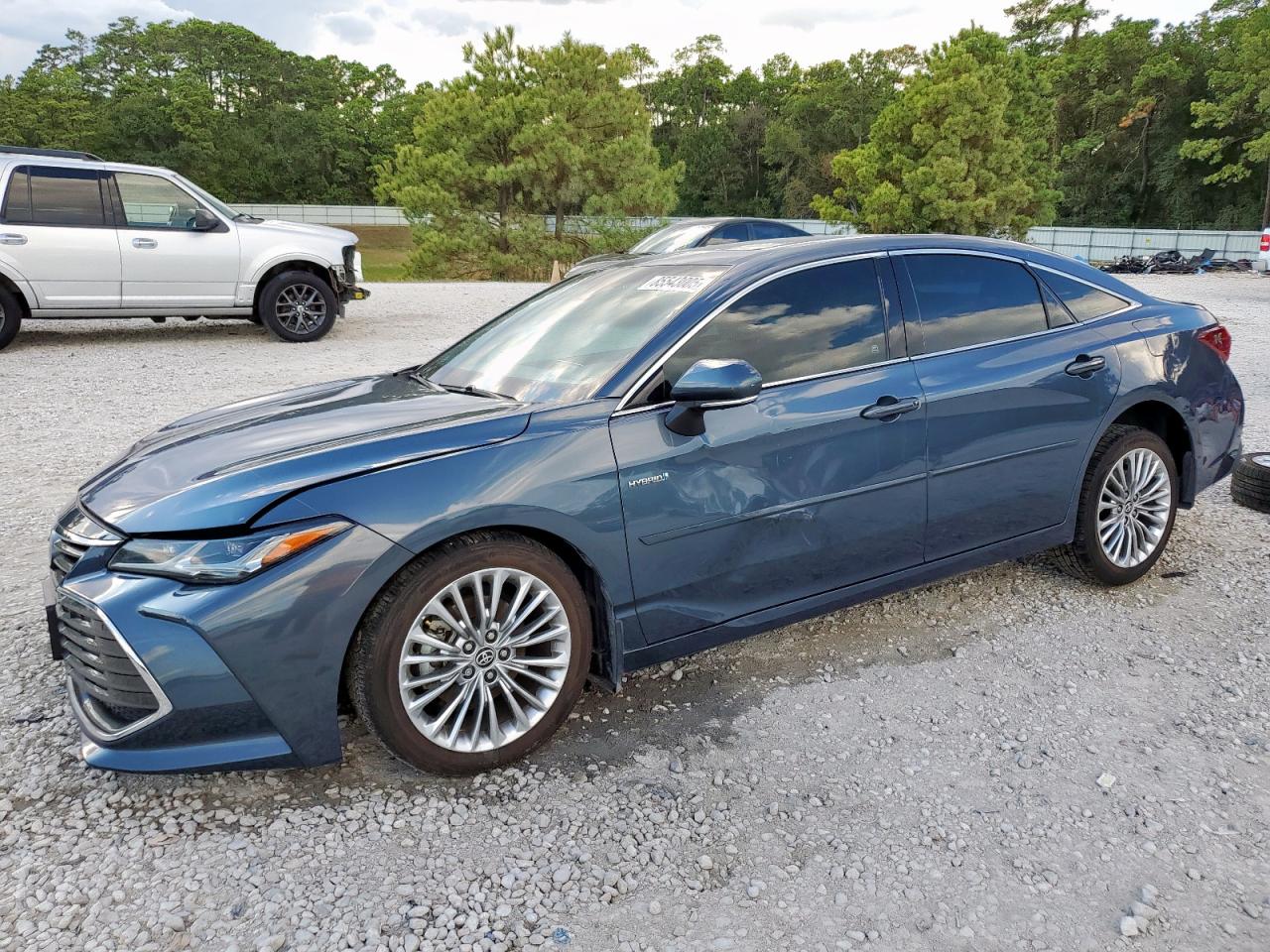 TOYOTA AVALON LIMITED