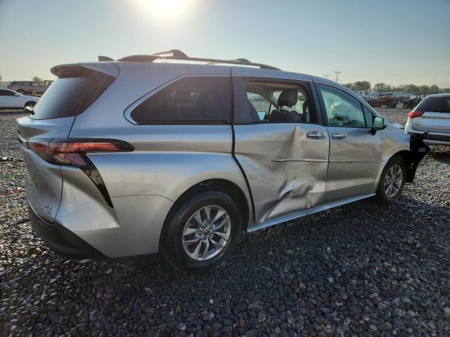 2022 TOYOTA SIENNA XLE #3284924933
