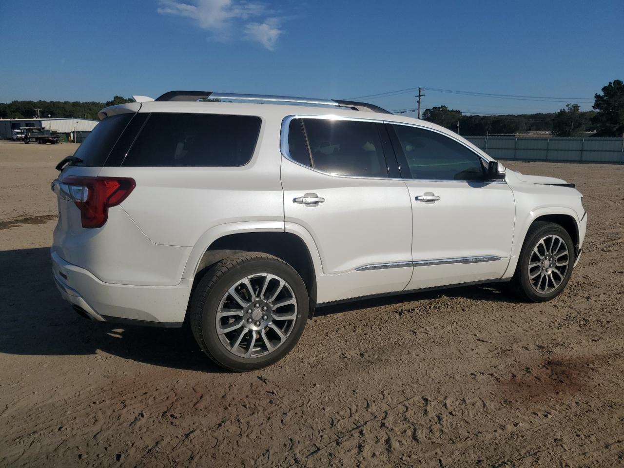 GMC ACADIA DENALI